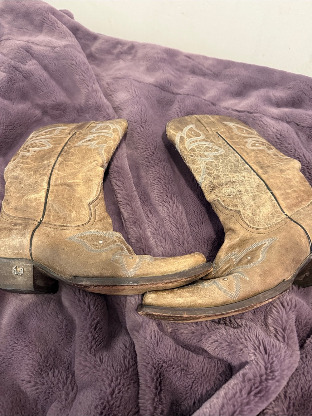 Source Unknown Tan Suede Western Cowboy Boots